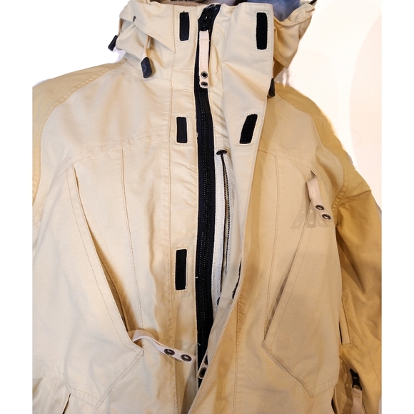 Gore-tex Waterproof Yellow Medium Weight Section Skii Rain Jacket - Picture 8 of 15